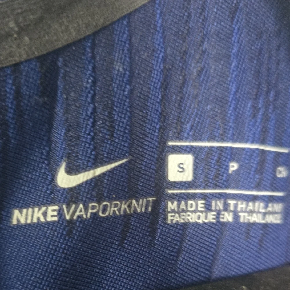 Nike Royal Blue Performance Top - Picture 3 of 3